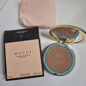 Gucci Poudre De Beauté Éclat Soleil Bronzing Powder Shade 04